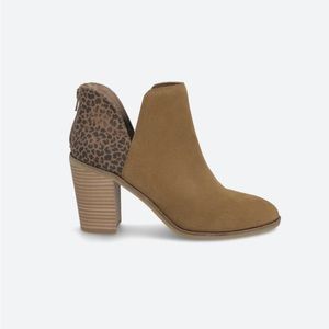 Dolce Vita Women’s Ankle Bootie